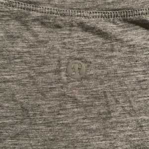 Lululemon Tank ‼️SUBMIT AN OFFER‼️